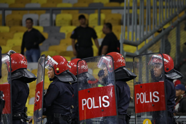 Ricuh Saat Pertandingan, Polis Malaysia Amankan 14 Pendukung Timnas Indonesia