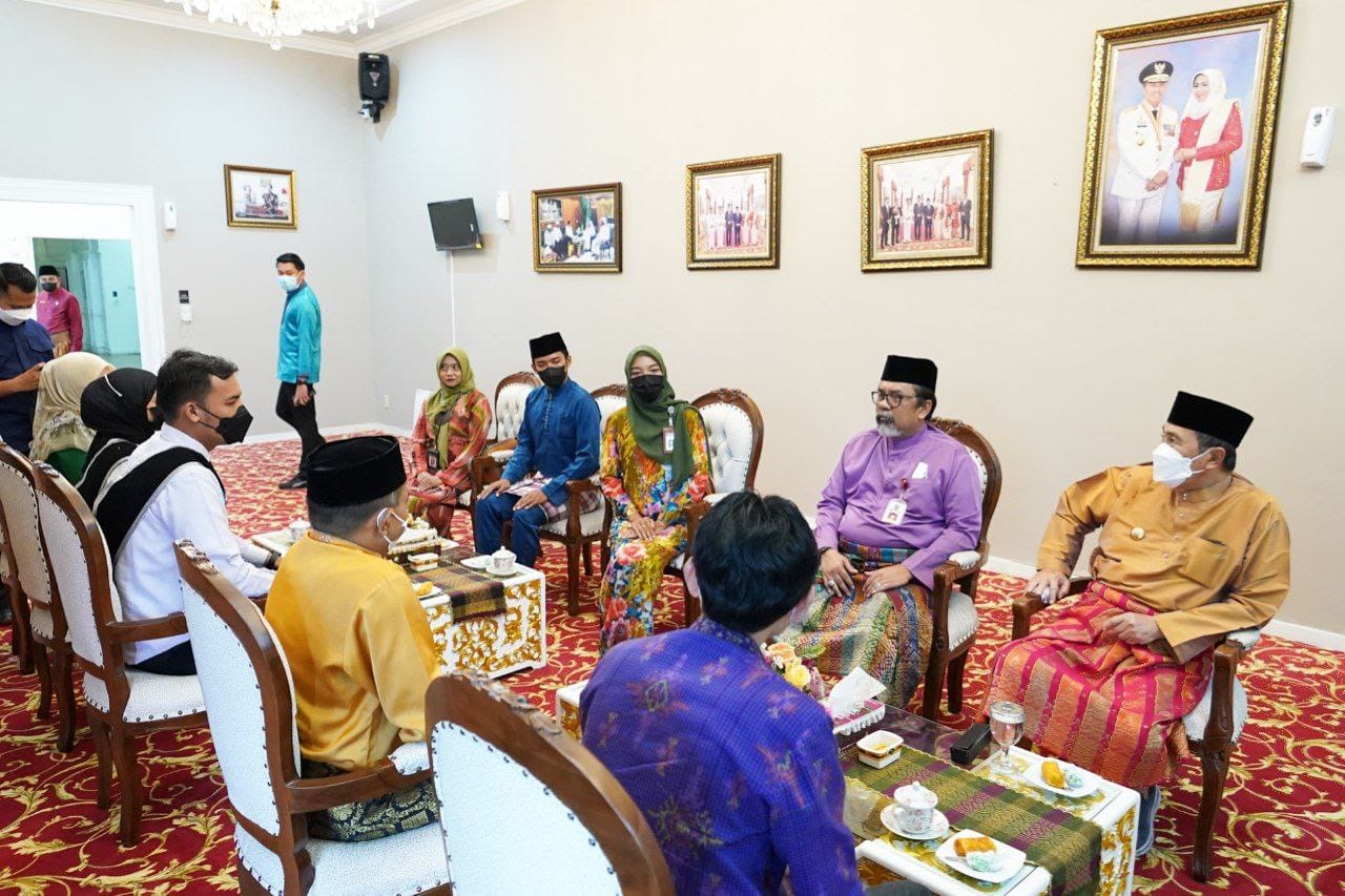 Gubri Syamsuar Terima Kunjungan Finalis Duta Bahasa Riau 2022 