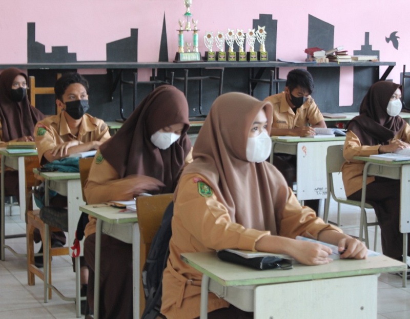 Sebaran Covid-19 Tinggi, PTM di Pekanbaru di Hentikan