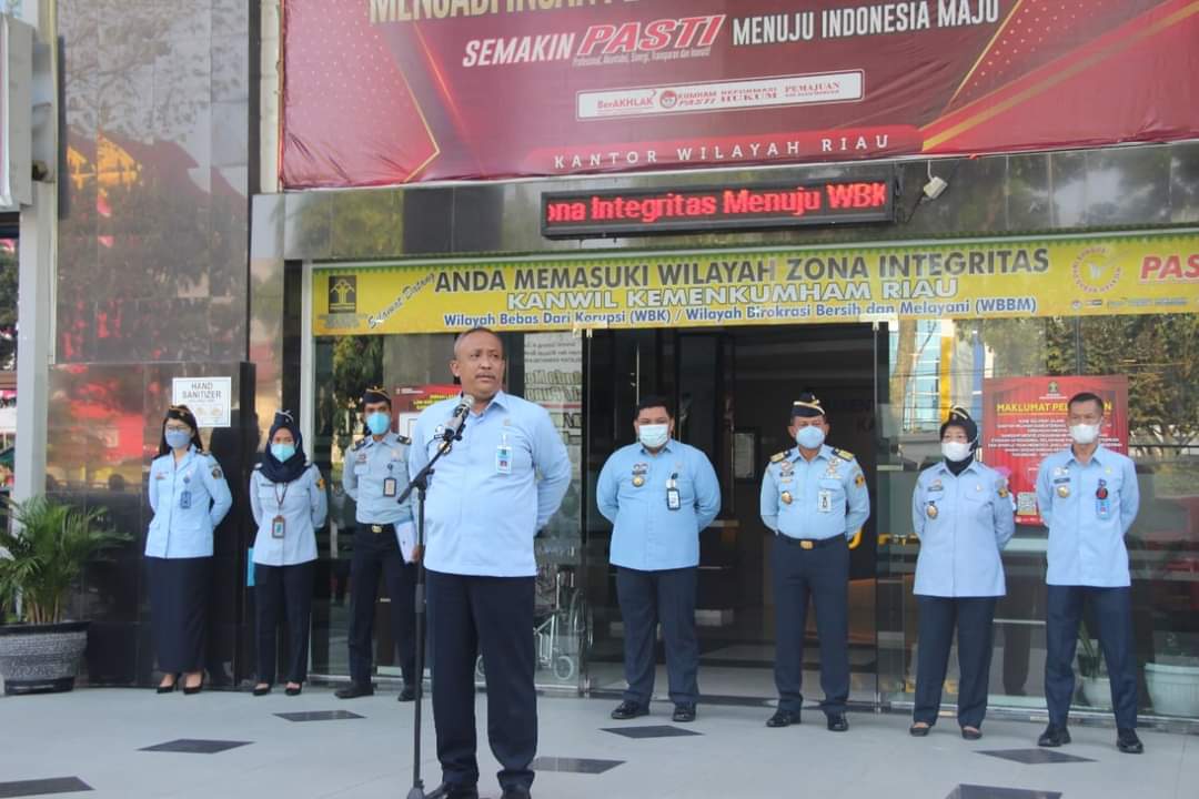 Kakanwil Kemenkumham Riau Minta Aparatur Waspadai Varian OmicronÂ 