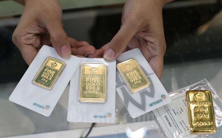 Harga Emas Antam Hari Ini 3 Maret, Naik ke Rp928 Ribu 