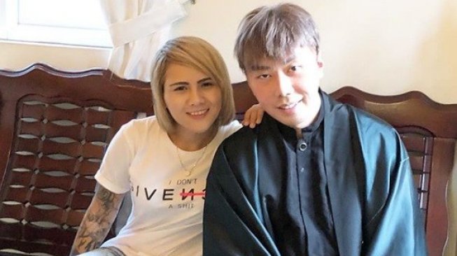 Evelin dan Roy Kiyoshi Dikabarkan Pacaran