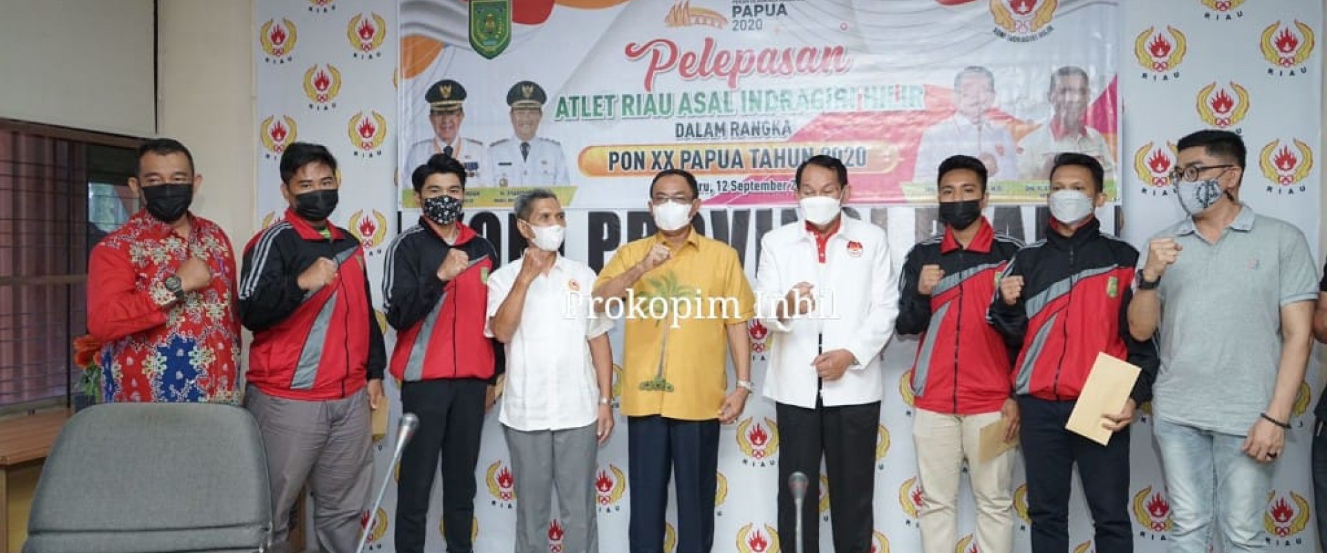 Bupati HM.Wardan Lepas Atlet Provinsi Riau Asal Inhil