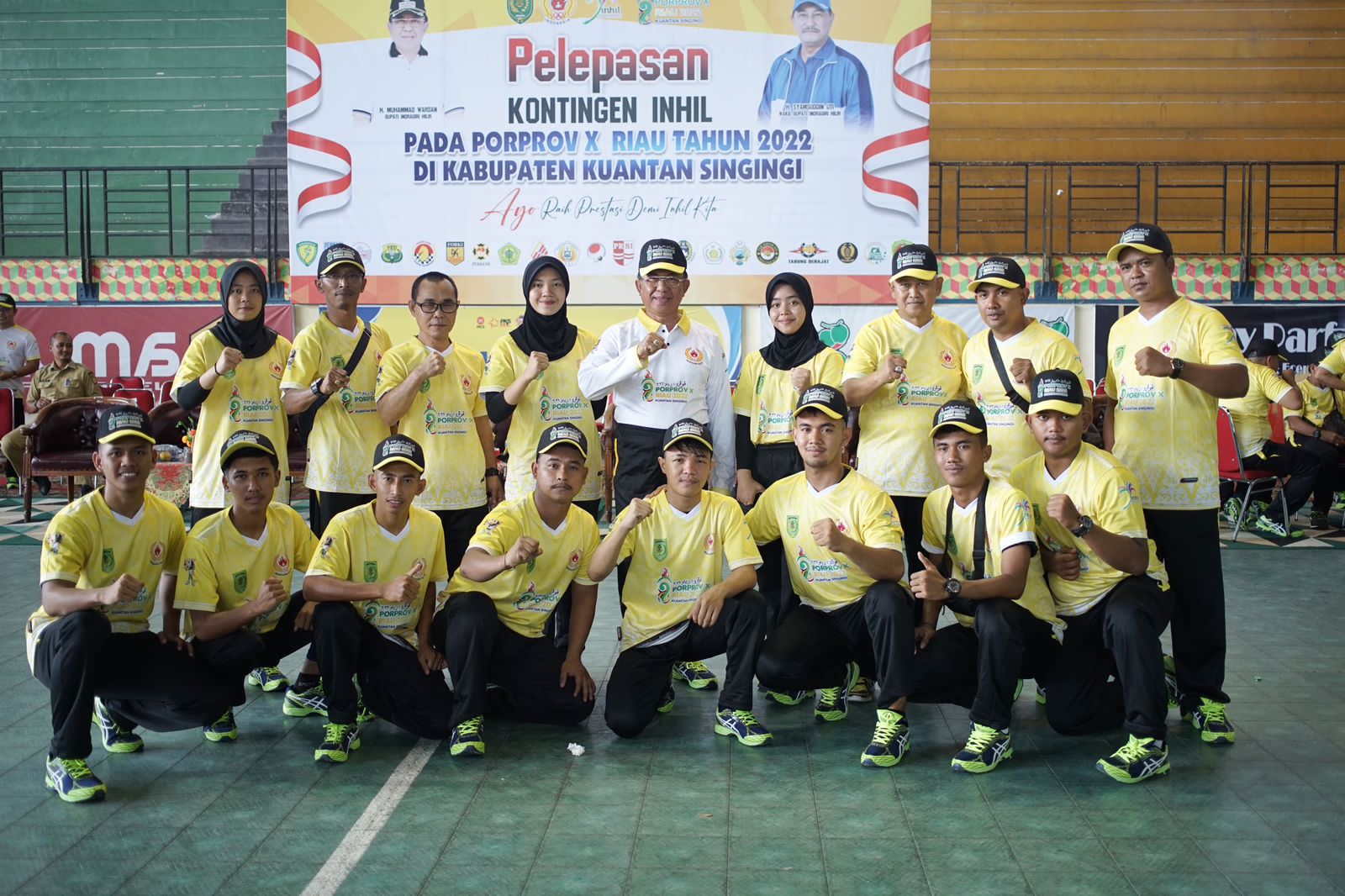 Lepas Atlet Ikuti Porprov Riau ke X, Bupati Inhil Minta Kontingen Berikan Hasil Maksimal
