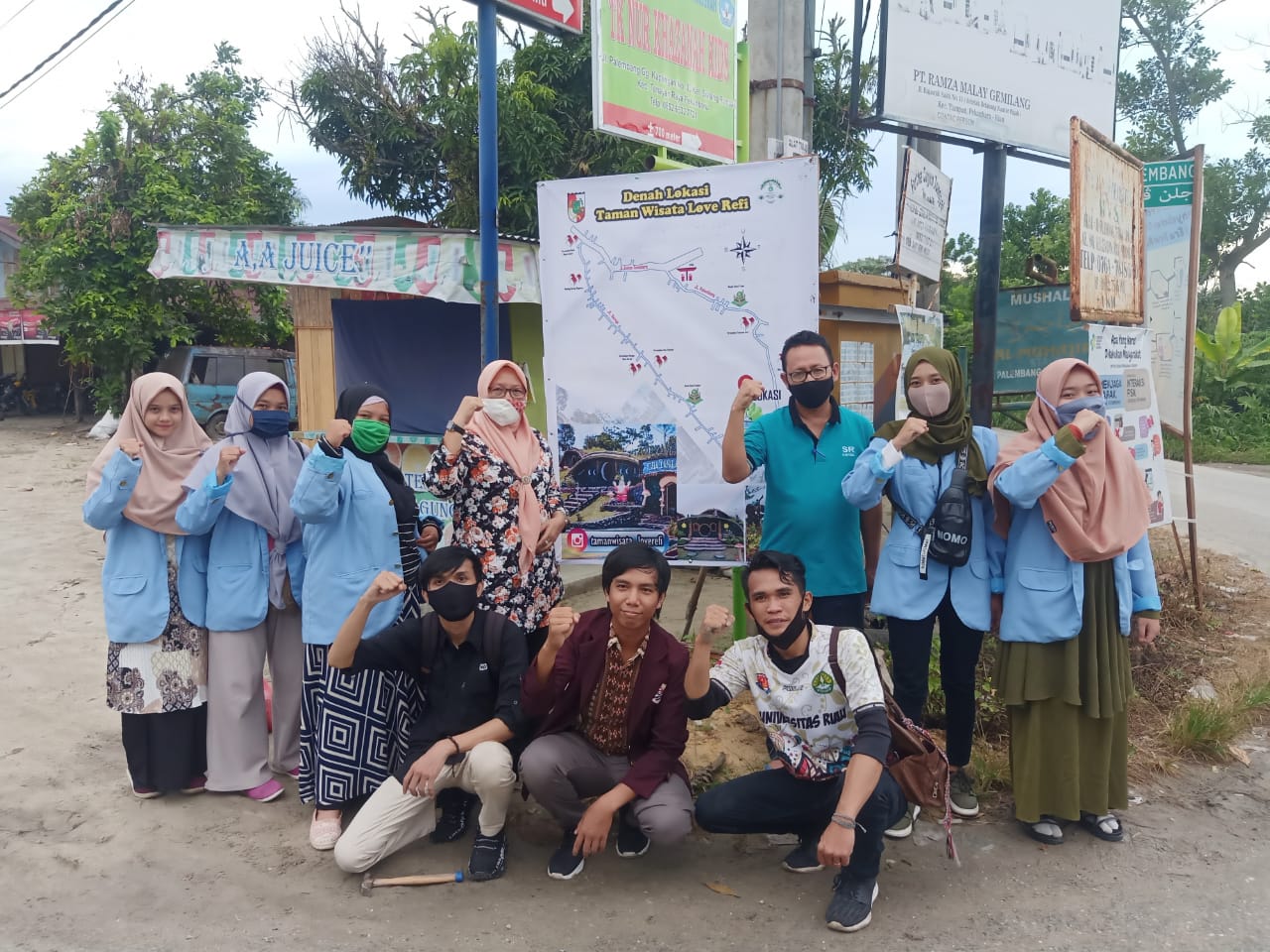Tim KUKERTA Balek Kampung UNRI 2020 Buat  Peta Taman Wisata Love Refi 