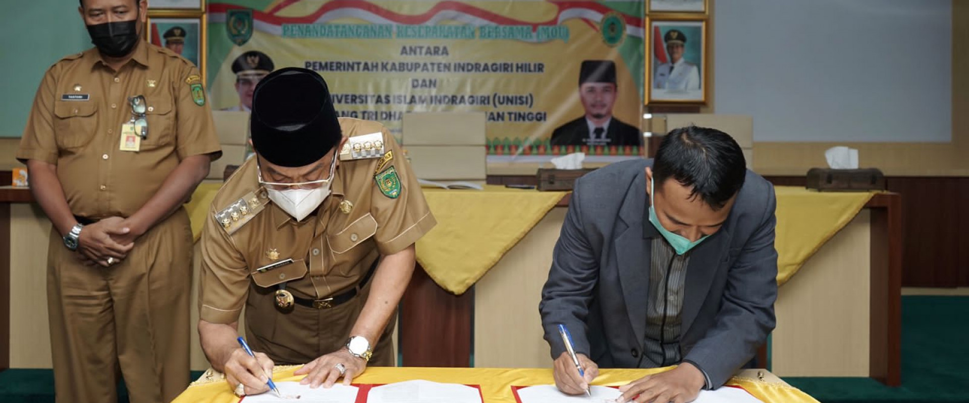 Bupati Inhil HM Wardan Tandatangani MoU Kerja Sama dengan Unisi