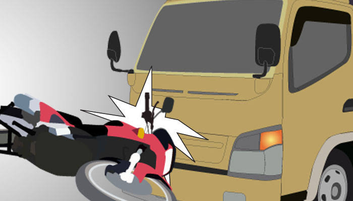 Kecelakaan Maut, Pengendara Sepeda Motor Tewas Dilindas Truk Fuso