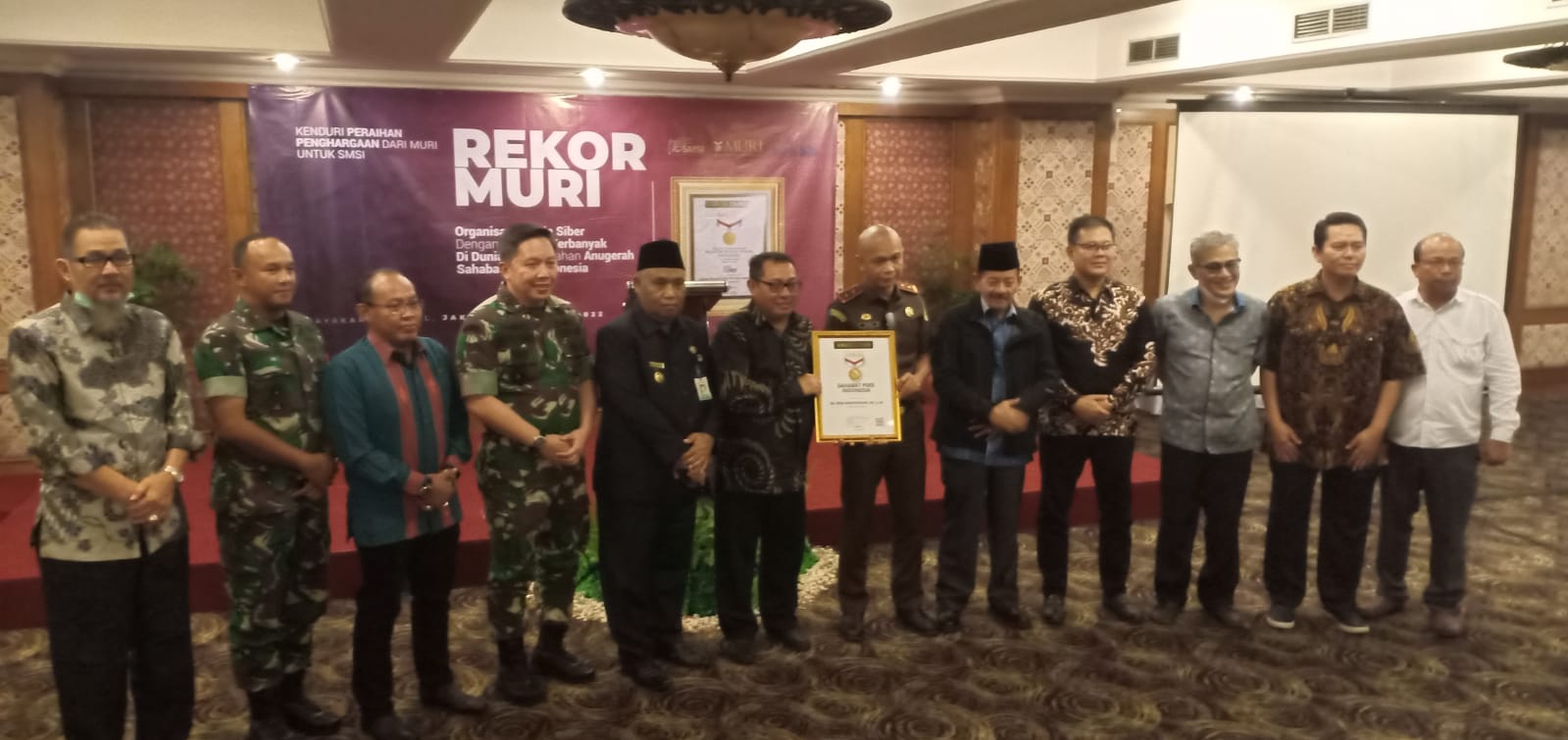 Angin Puting Beliung Hantam  Kampar Kiri, Belasan Rumah Warga Rusak