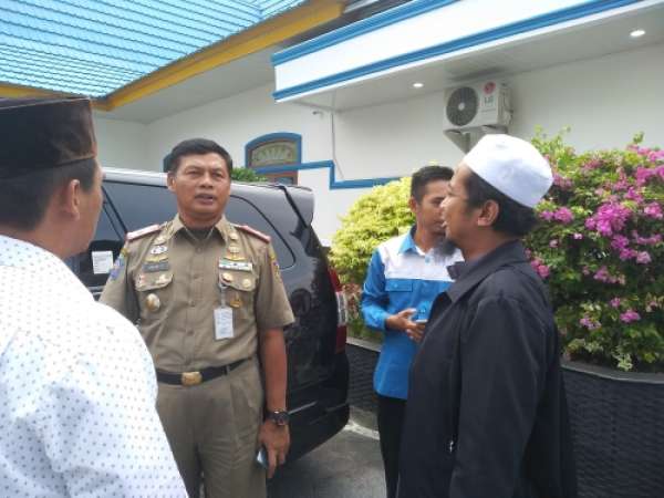FPI Minta Pemko Tindak Tegas Tempat Hiburan & Penjualan Miras