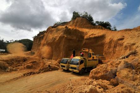 Penambangan Galian C Ilegal Marak di Kampar