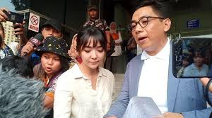 Aduan Video Porno, Polisi Klarifikasi 19 Pertanyaan ke Gisel