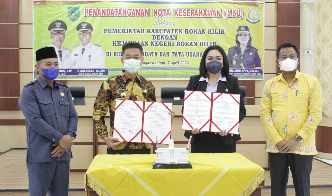 Cegah Tindak Pidana Korupsi, Pemkab Rohil Lakukan MoU Dengan Kejari