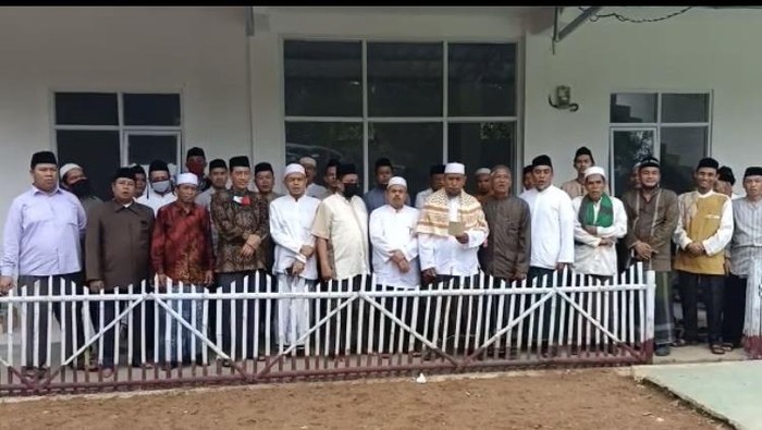 Kiai dan Santri Se-Kota Serang Tolak Rapid Test Covid-19