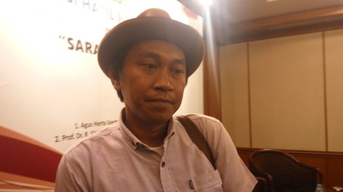 Ikan Koi Mati, JJ Rizal Cs Gugat PLN Rp150 Juta