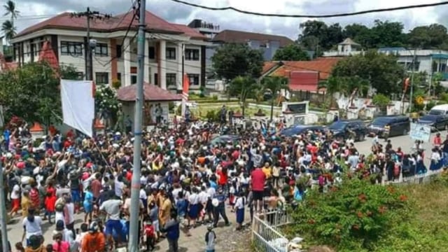 Lagi, Bareskrim Tolak Laporan soal Kerumunan Jokowi di NTT