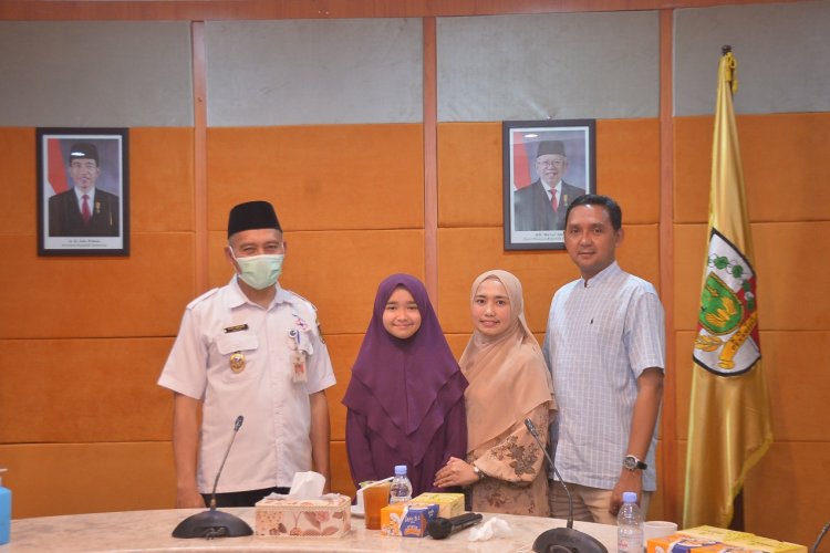 Membanggakan ! Aisyah Pelajar MTs Pekanbaru Juara Satu MTQ Internasional