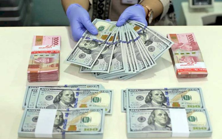 Rupiah Tekan Dolar AS ke Level Rp14.070 USD