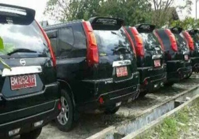 Mobil Dinas Pemprov Riau yang Dikandangkan Jelang Idul Fitri Belum Didistribusikan ke OPD