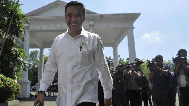 Imam Nahrawi Kerjai Paskibraka yang Ultah Hingga Menangis