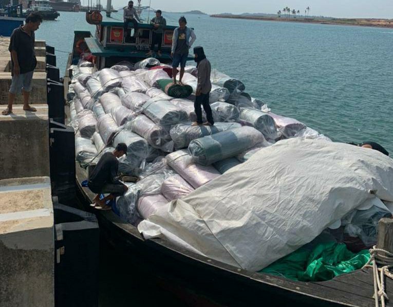 Bea Cukai Amankan Karpet Ilegal Rp4 Miliar di Riau 