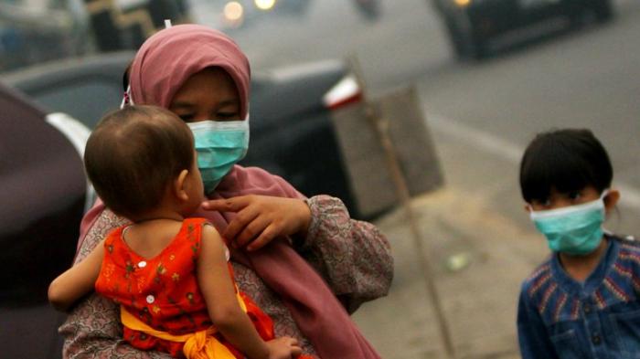 Penderita ISPA Akibat Karhutla Tembus 919 Ribu Orang