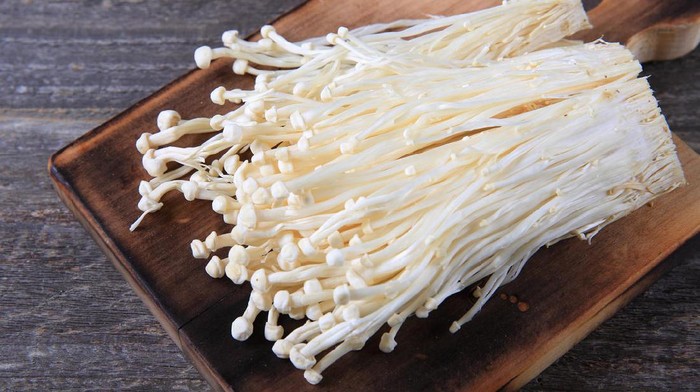 Terpapar Bakteri Listeria, Jamur Enoki dari Korsel Dimusnahkan