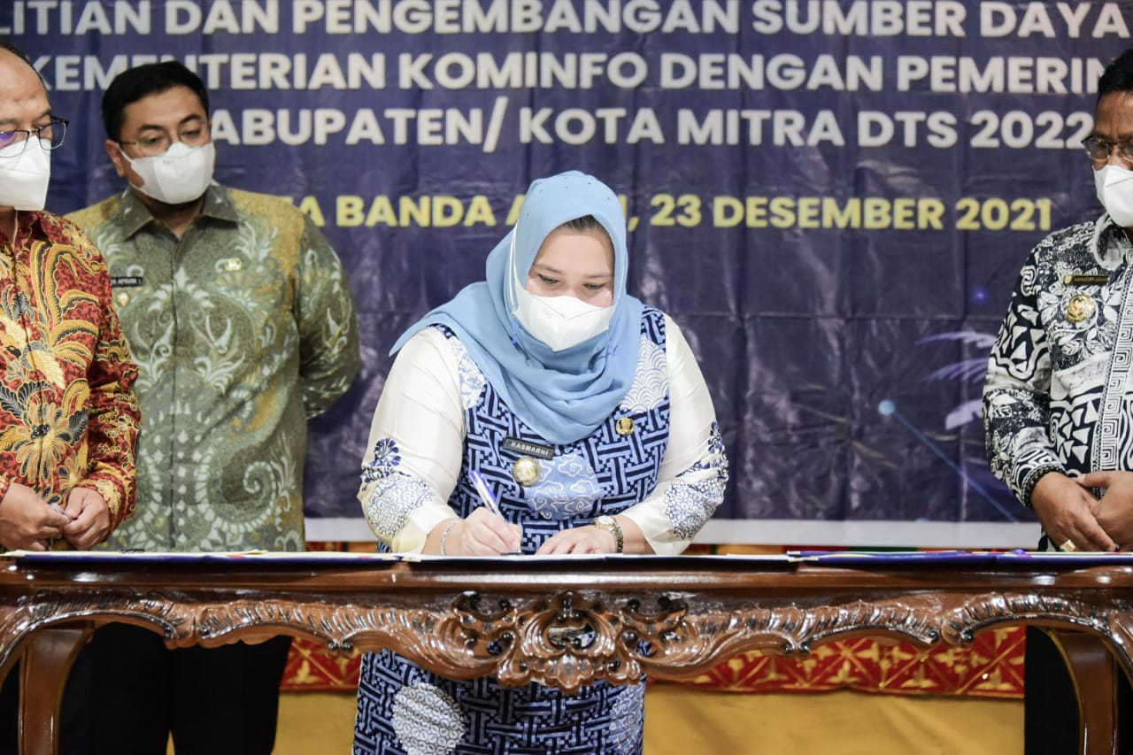 Bupati Bengkalis Teken Kerjasama BPPSDM dengan Kementerian Kominfo
