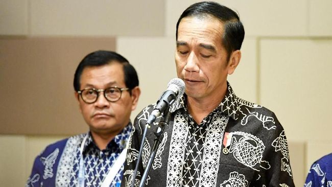 Jokowi: Jagoan Bener Pratikno Jika Bisa Intervensi Golkar