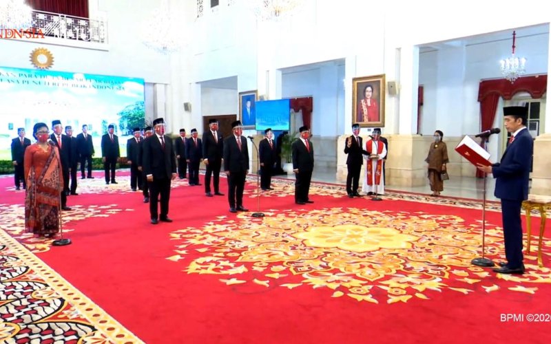 Jokowi Lantik 20 Dubes di Istana Negara, ini Daftarnya