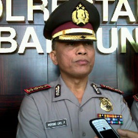 Polisi Tahan 2 Perusak Atribut PDIP, Perusak Atribut Demokrat Hanya 1 Tersangka
