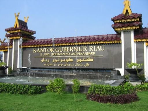 Waspada Penyebaran COVID 19, Gubri Tetapkan Aturan Bekerja Dari Rumah