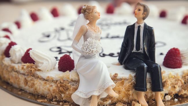 Masa Karantina, Pengantin Inggris Rayakan Pesta Online