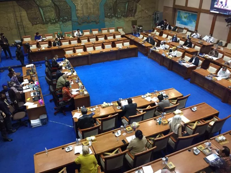 Lagi Rapat, DPR Umumkan 10 Orang Positif Corona