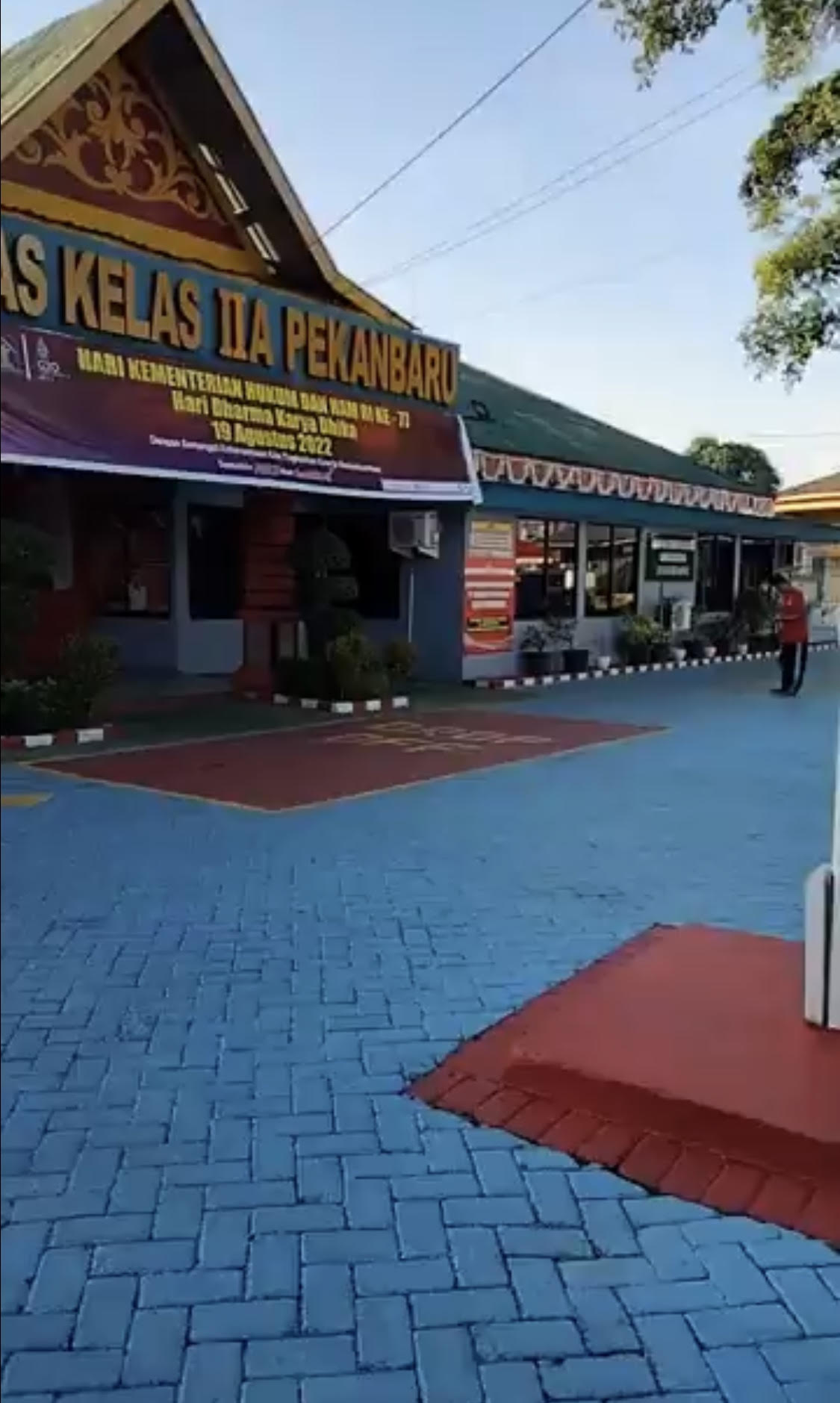 Mantan Gubri Rusli Zainal Bebas, Tak Ada Penyambutan Khusus