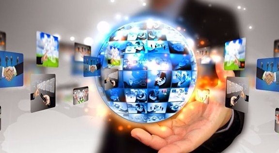 Jokowi Perintahkan Kominfo Segera Beri Layanan Internet di 12.500 Desa 