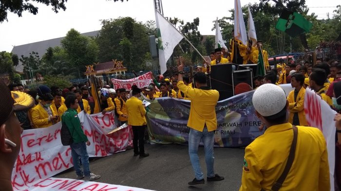 Didemo Ratusan Mahasiswa Unilak, DPRD Riau: Kita Satu Bagian Perjuangan 