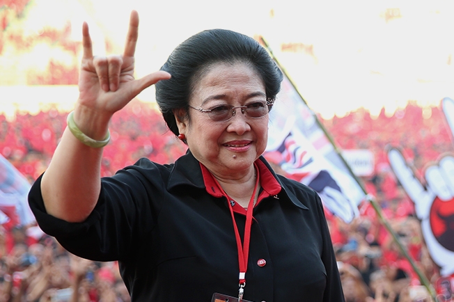 Megawati Buka Sekolah Untuk Caleg PDIP