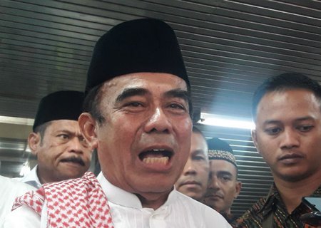 Menag Komentari Pernyataan Ustaz Somad Soal Catur dan Dadu: Yang Kaya Gitu Gak Usah Ditanggapi