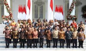 100 Hari Kerja Jokowi dan Sederet Menteri Bikin Gaduh