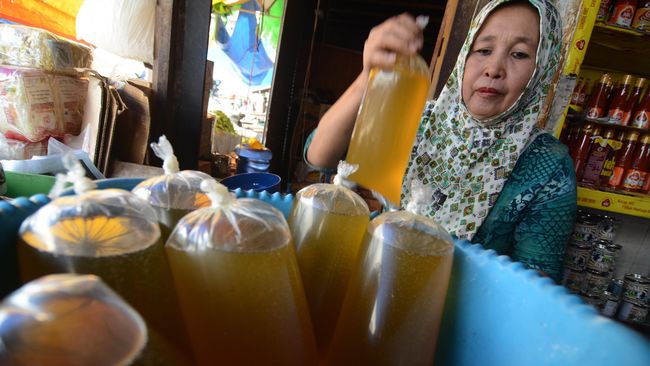 YLKI Kecewa Larangan Peredaran Minyak Curah Dibatalkan