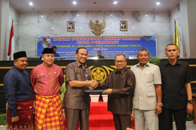 RAPBD Pekanbaru Tahun 2020 Diprediksi Turun 8,5 Persen