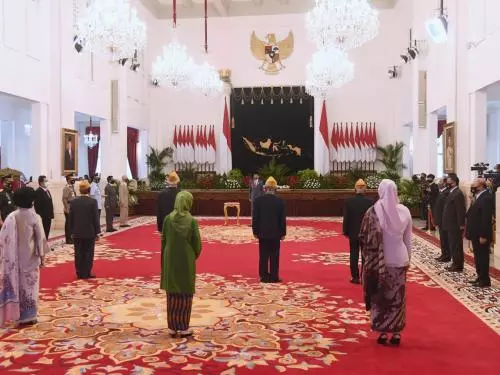Jokowi Lantik Dewan Pimpinan dan Pertimbangan Pusat LVRI
