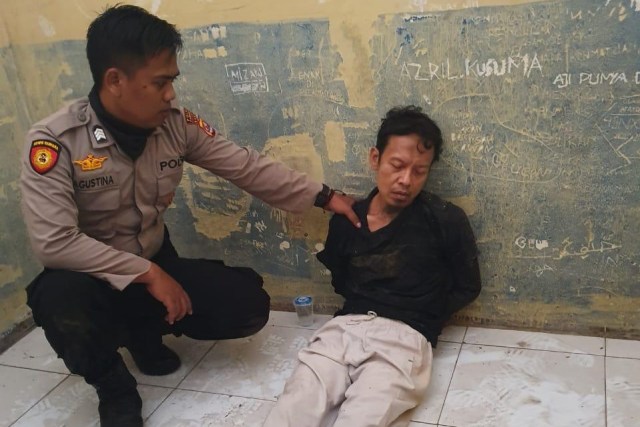 Pria dan Wanita Berkerudung Pelaku Penyerangan Wiranto di Pandeglang