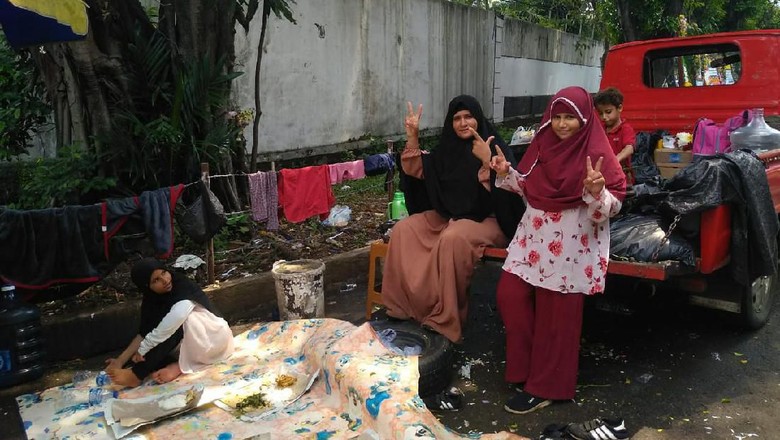 Cerita Keluarga Asal Palestina Pendukung Prabowo 