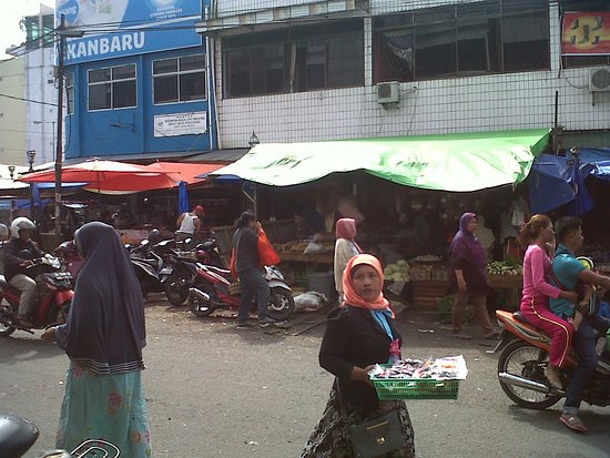 Sebut Penuhi Aspirasi Pedagang, Walikota Sebut Tim dan Ia Sama Saja  Â 