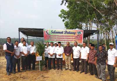 Wabup H Zardewan Hadiri Penanaman Perdana Sawit PT SAR