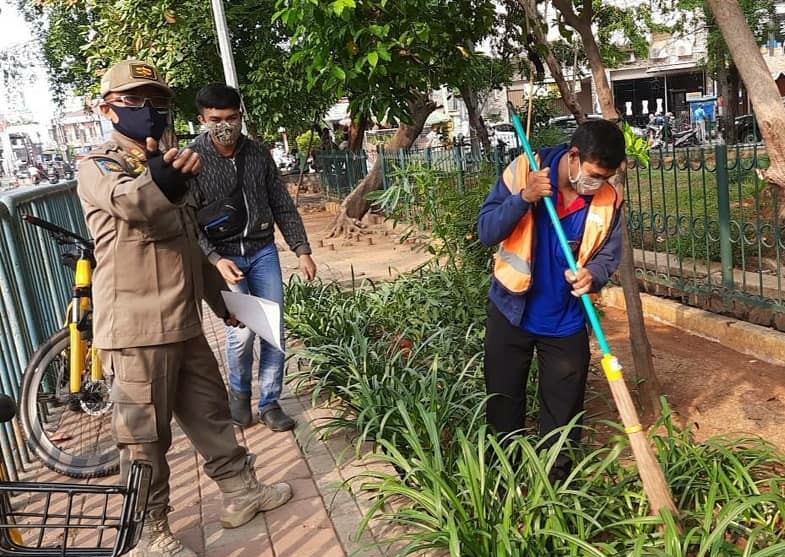 Tim Gabungan Sasar Warga Tak Bermasker, Denda Rp250 Ribu atau Kerja Sosial 8 Jam