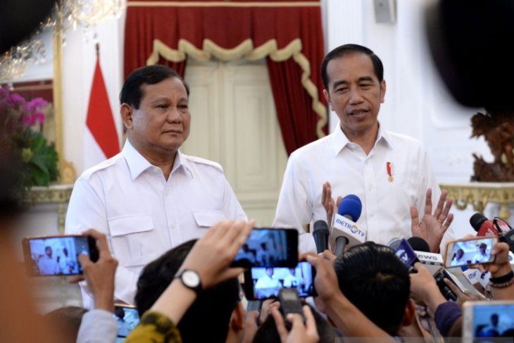 Pertemuan Jokowi Prabowo Jadikan Tradisi yang Baik untuk Milenial
