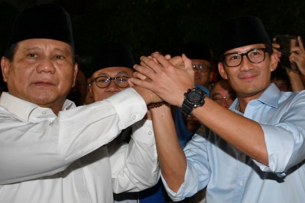 Prabowo - Sandi Akan Naikkan Gaji Guru Hingga Rp20 juta/bulan