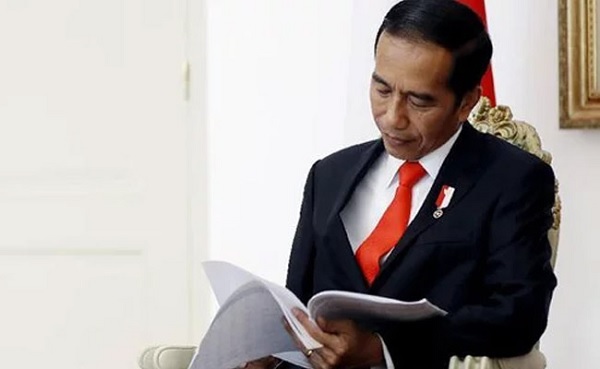 Jokowi Hamburkan Dana APBN Untuk Biayai Buzzer Istana Rp72 Miliar